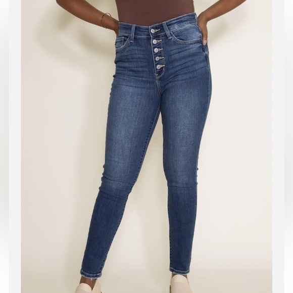 Judy Blue Denim - Judy Blue Skinny Fit High Rise Button Fly Jeans. NWT.  Size 14. Never Worn.